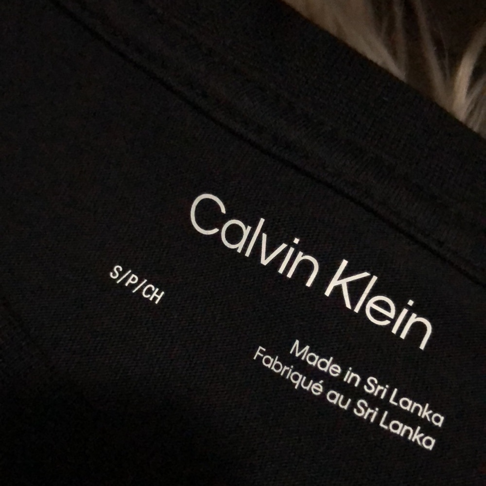 NWT-Calvin Klein Mens Short Sleeve T-Sz S-Cotton-Full Front Logo-Black/Gray/Red - Picture 6 of 10